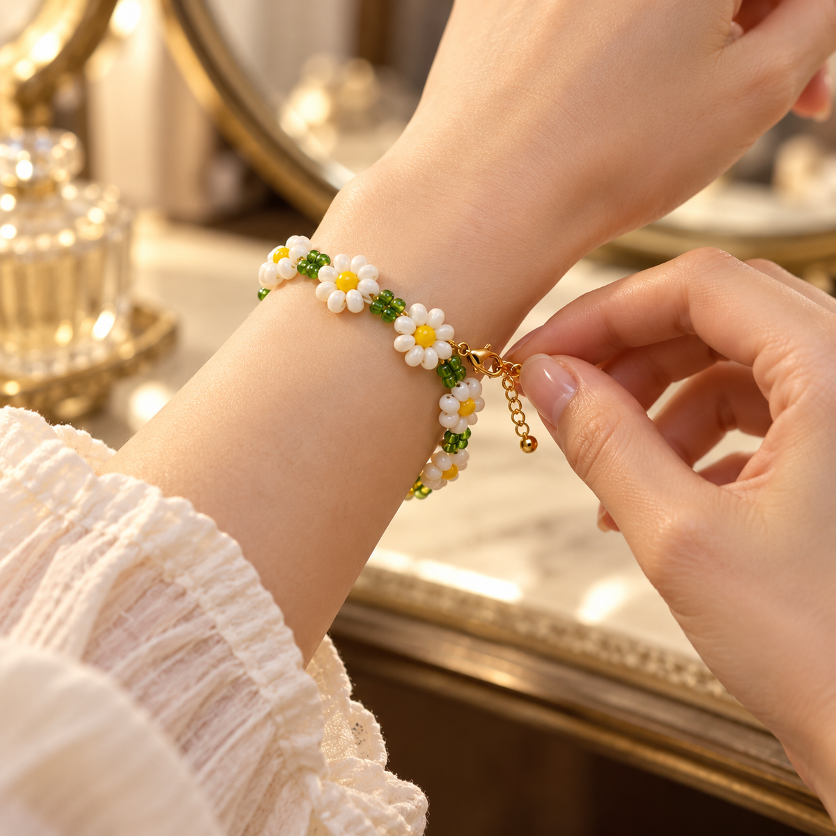 White Daisy Flower Beaded Bracelet